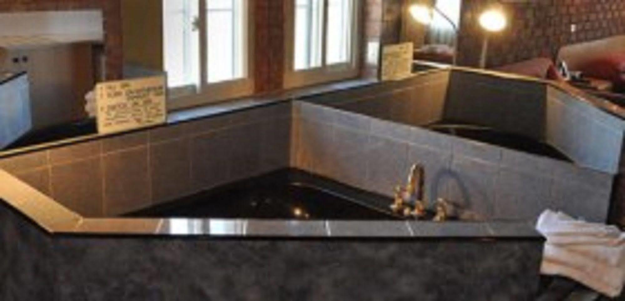 Courtyard Motor Inn Shepparton Eksteriør billede